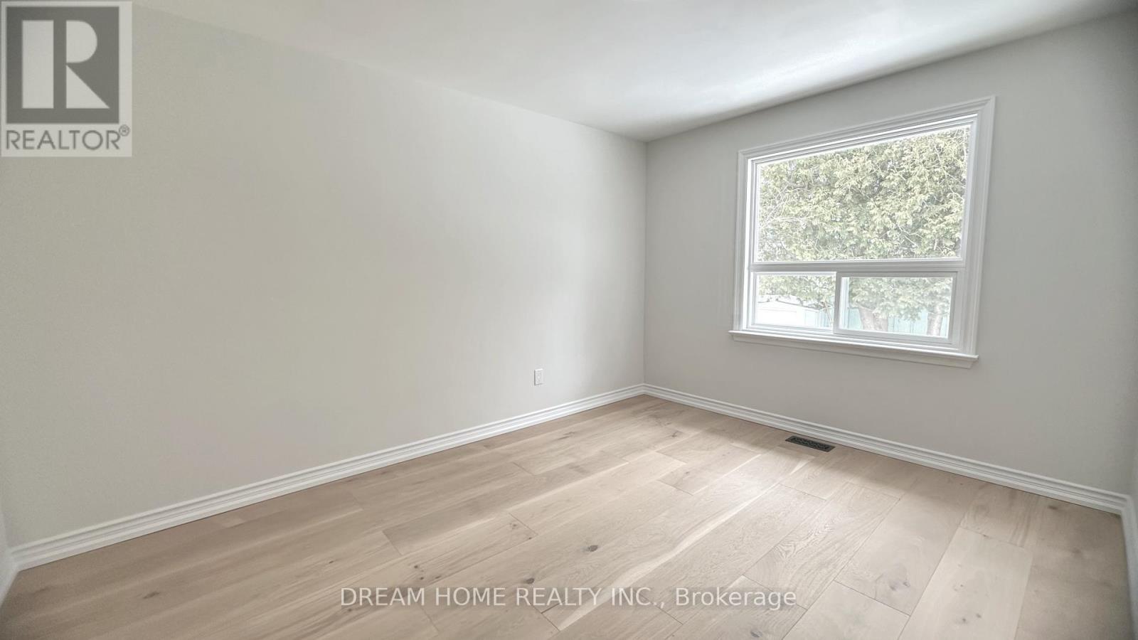 Main Floor - 6 Clementine Square, Toronto, Ontario  M1G 2V7 - Photo 6 - E12867344