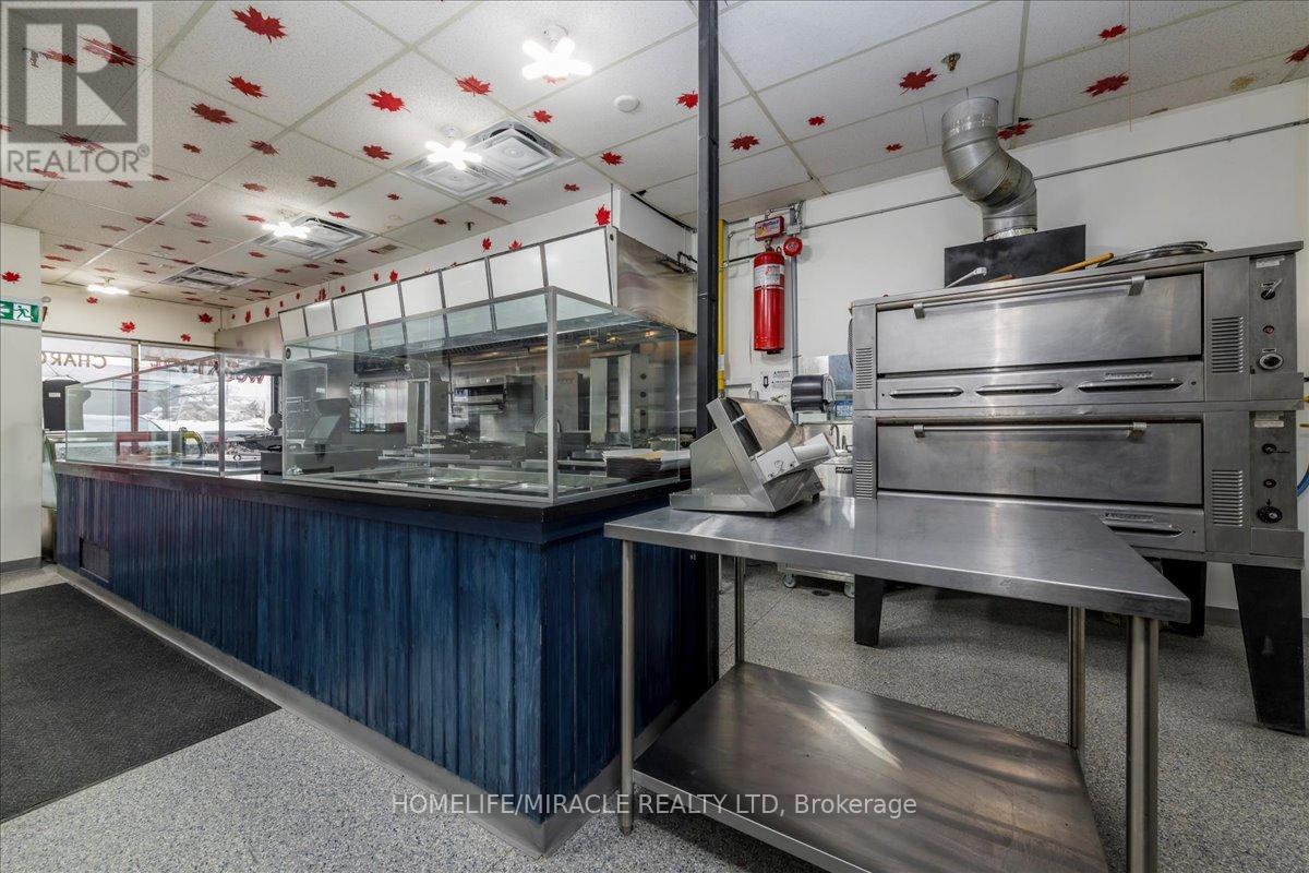 5 Bell Farm Road, Barrie, Ontario  L4M 5G1 - Photo 6 - S12867288