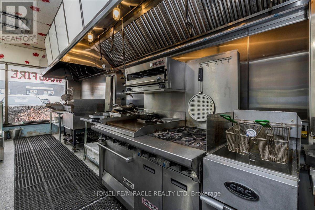 5 Bell Farm Road, Barrie, Ontario  L4M 5G1 - Photo 8 - S12867288