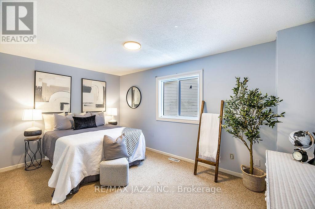 45 Milton Street, Bracebridge, Ontario  P1L 1G9 - Photo 16 - X12866414