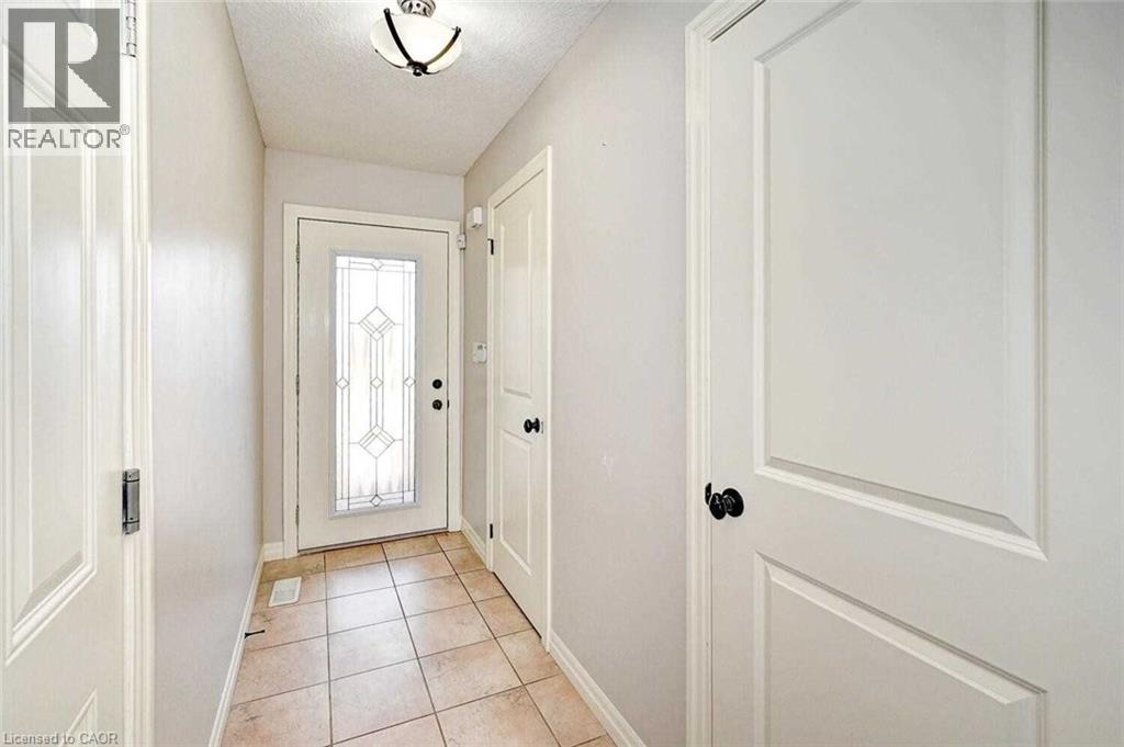 130 Rochefort Street, Kitchener, Ontario  N2R 0C1 - Photo 4 - 40811089