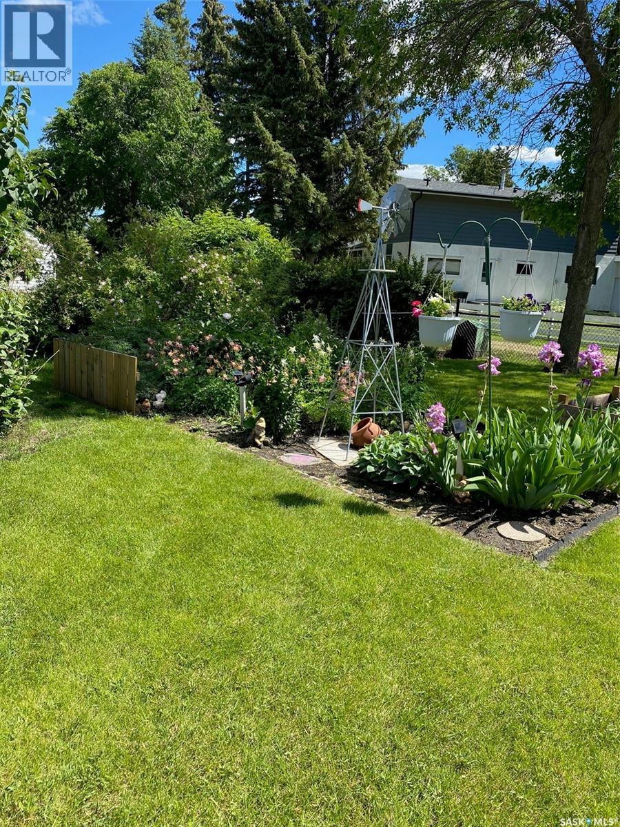 452 Mountview Road, Yorkton, Saskatchewan  S3N 2L3 - Photo 27 - SK030101