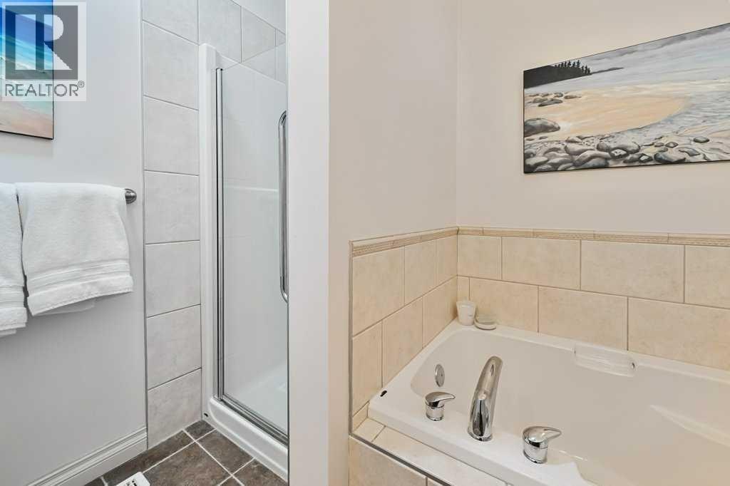 56 Discovery Woods Villas Sw, Calgary, Alberta  T3H 5A7 - Photo 14 - A2284861