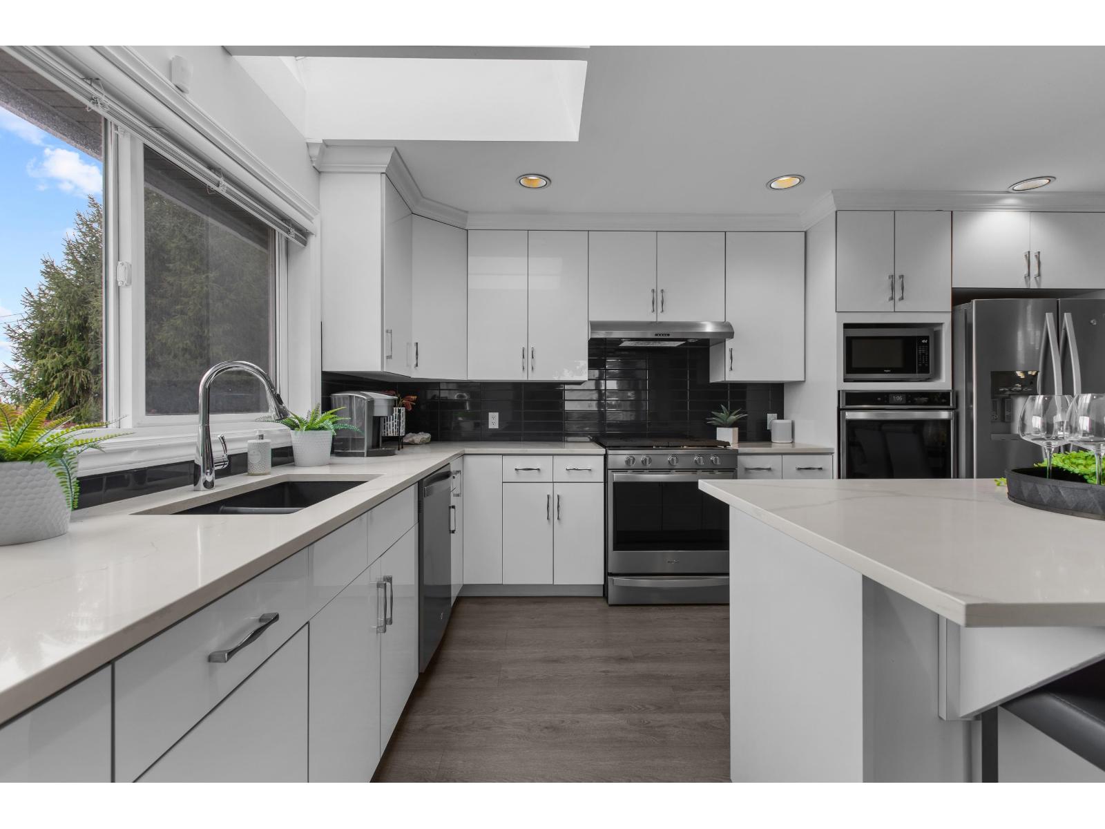 1170 Dolphin Street, White Rock, British Columbia  V4B 4G8 - Photo 9 - R3061430