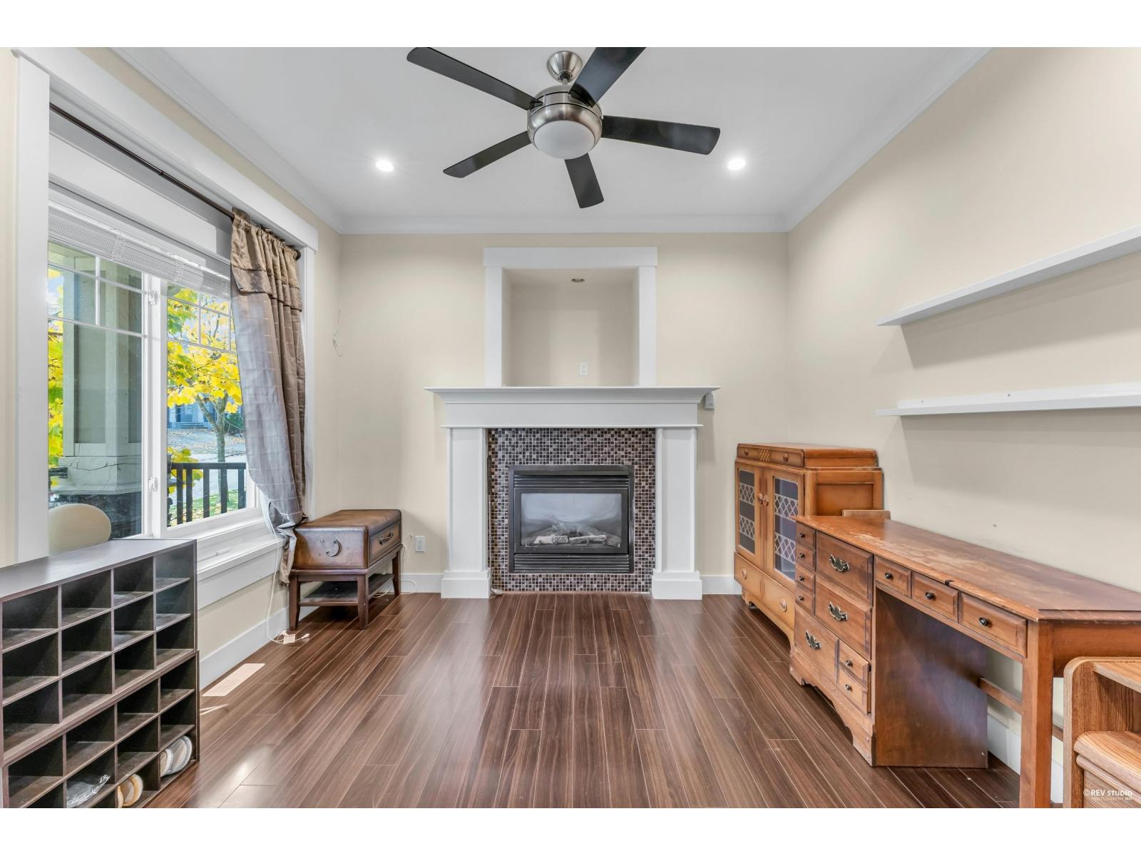 14691 59a Avenue, Surrey, British Columbia  V3S 1P9 - Photo 5 - R3098093