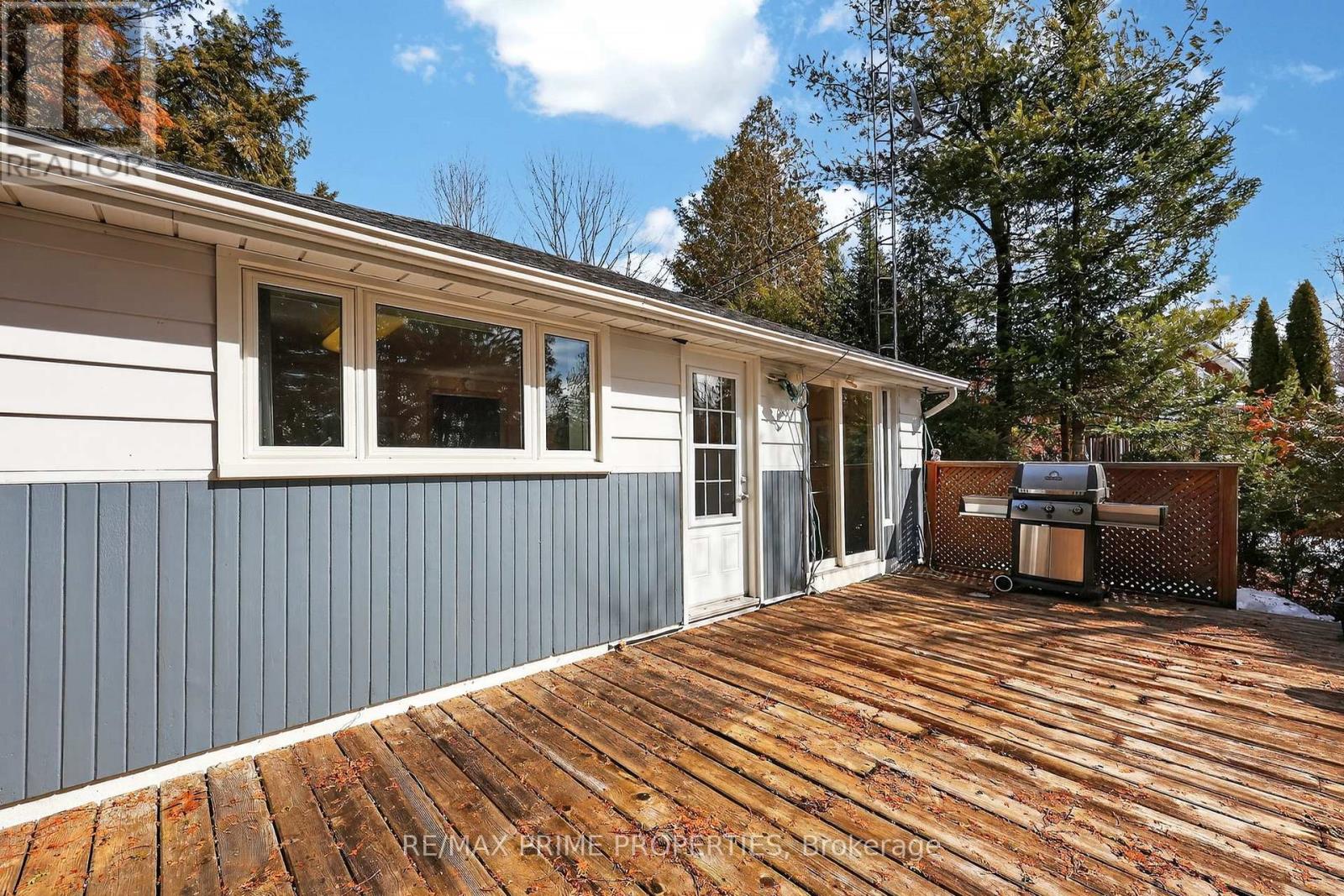 21 Stanley Road, Kawartha Lakes, Ontario  K0M 2T0 - Photo 14 - X12867128