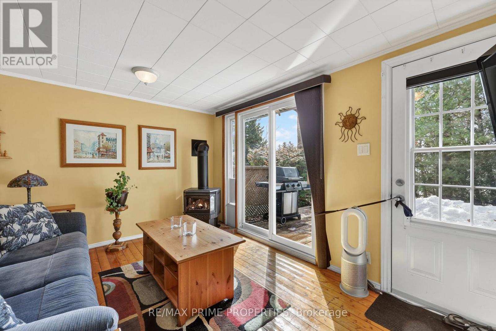 21 Stanley Road, Kawartha Lakes, Ontario  K0M 2T0 - Photo 8 - X12867128