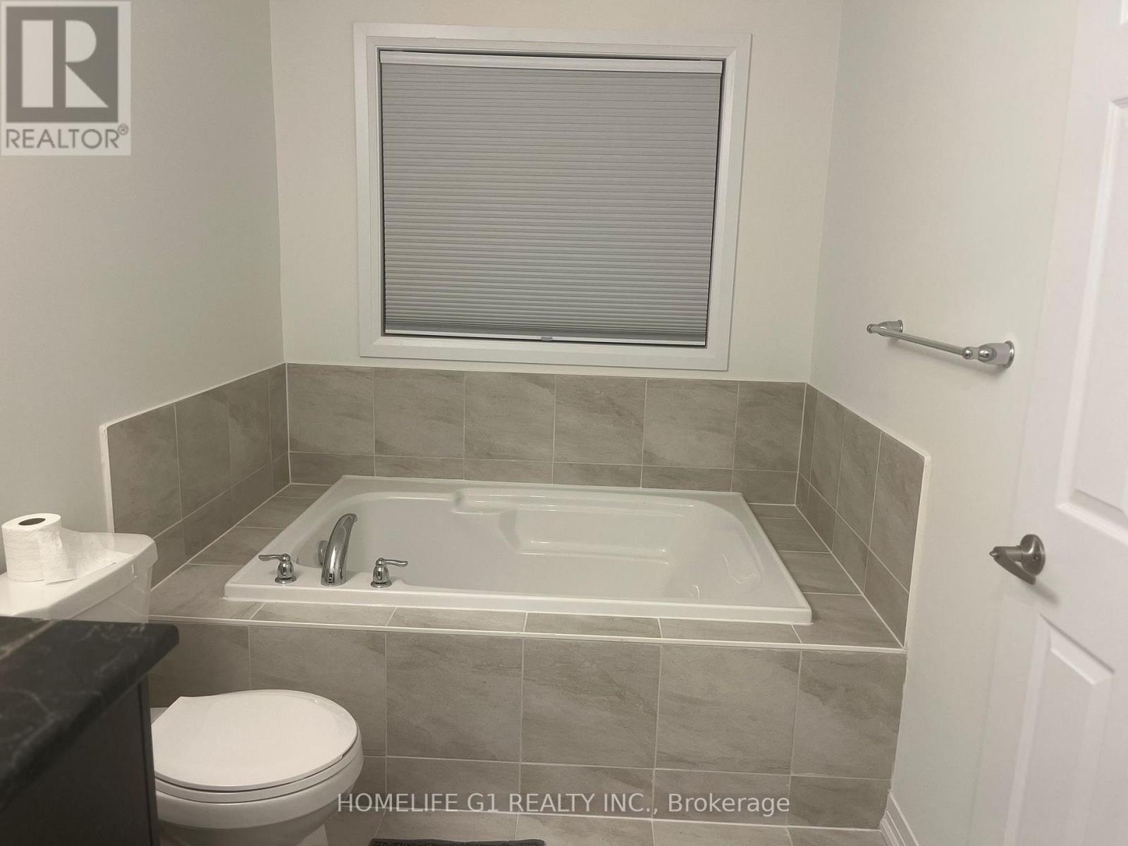 12 Brighton Lane, Thorold, Ontario  L2V 0P2 - Photo 23 - X12867130