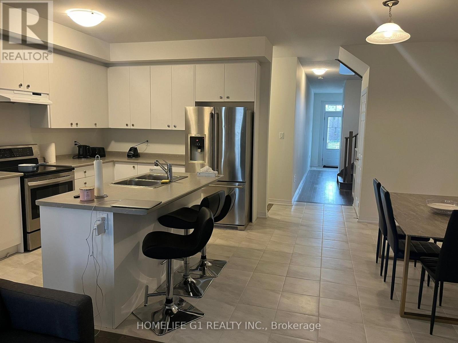 12 Brighton Lane, Thorold, Ontario  L2V 0P2 - Photo 4 - X12867130