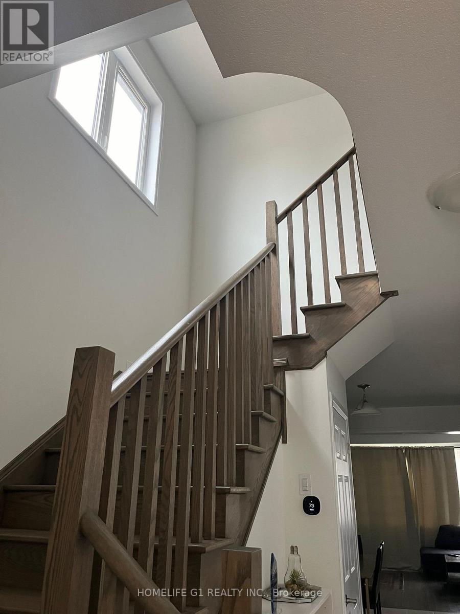 12 Brighton Lane, Thorold, Ontario  L2V 0P2 - Photo 7 - X12867130