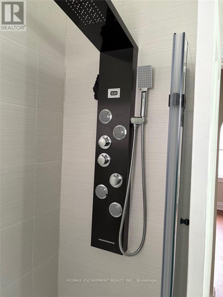 30 Eastchester Avenue, St. Catharines, Ontario  L2P 2V6 - Photo 13 - X12867196