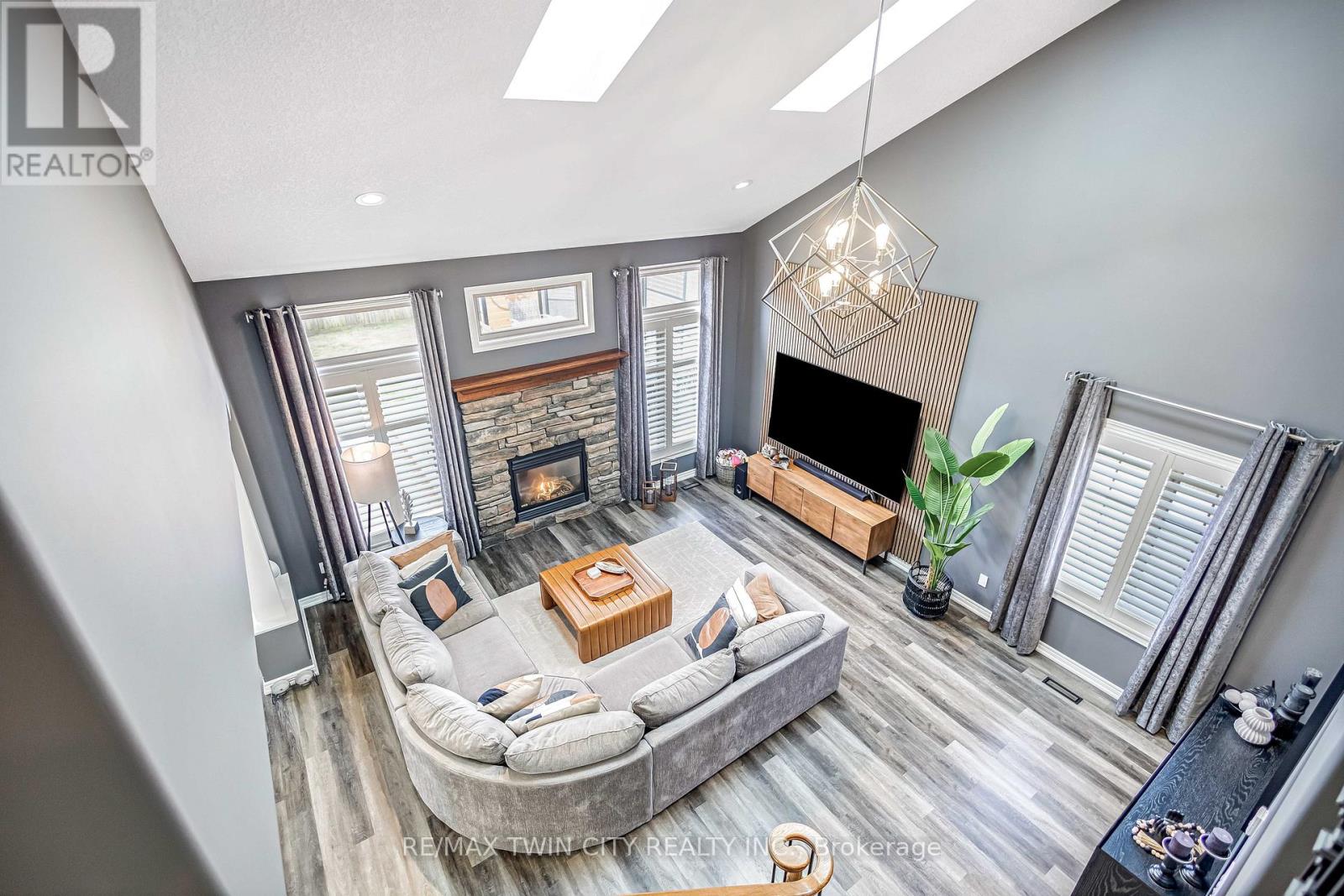 783 Stonegate Drive, Woodstock, Ontario  N4V 1H5 - Photo 19 - X12867264