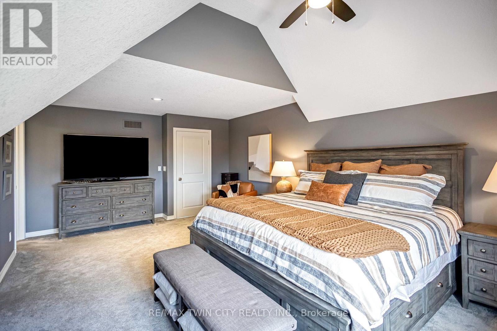 783 Stonegate Drive, Woodstock, Ontario  N4V 1H5 - Photo 22 - X12867264