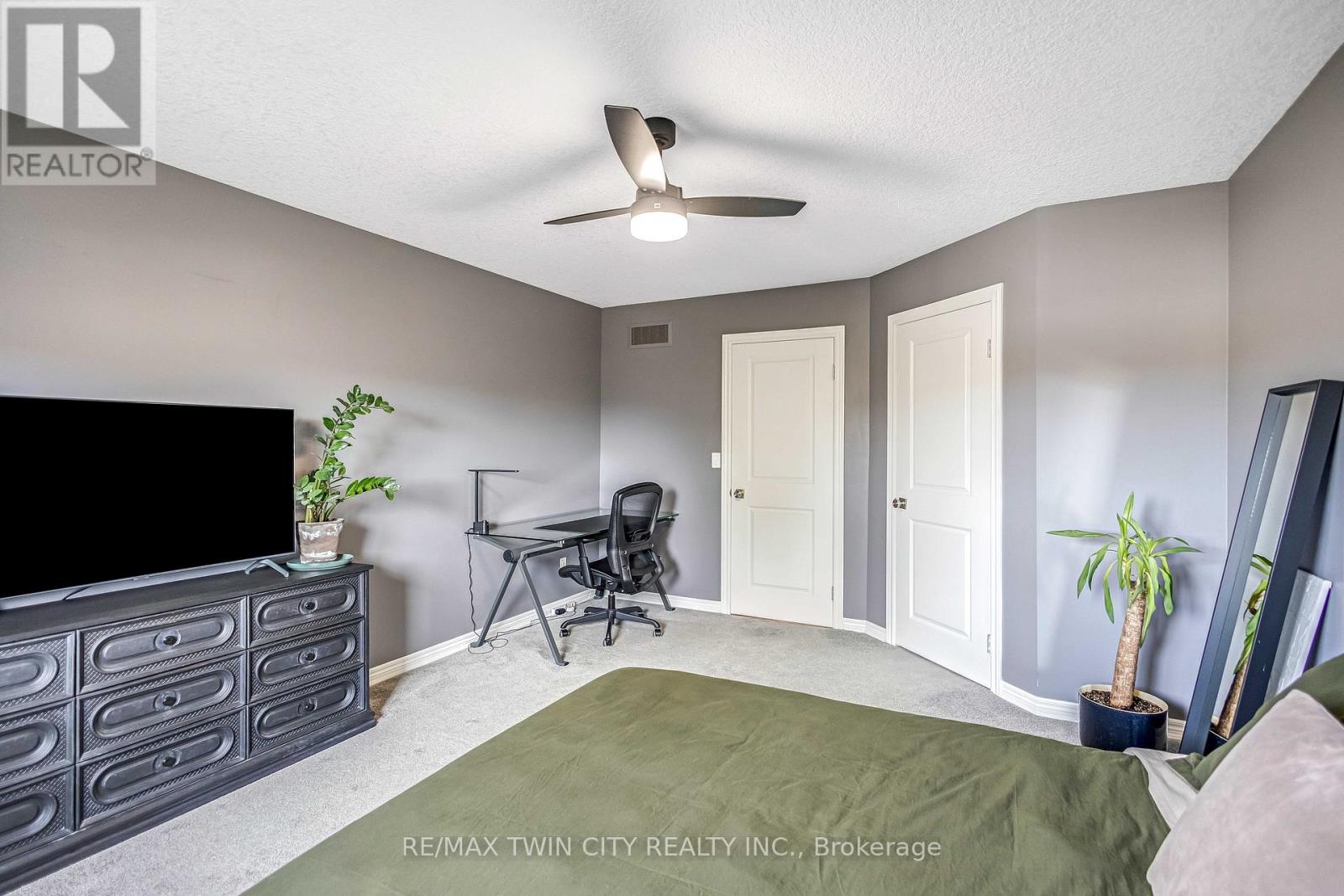 783 Stonegate Drive, Woodstock, Ontario  N4V 1H5 - Photo 25 - X12867264