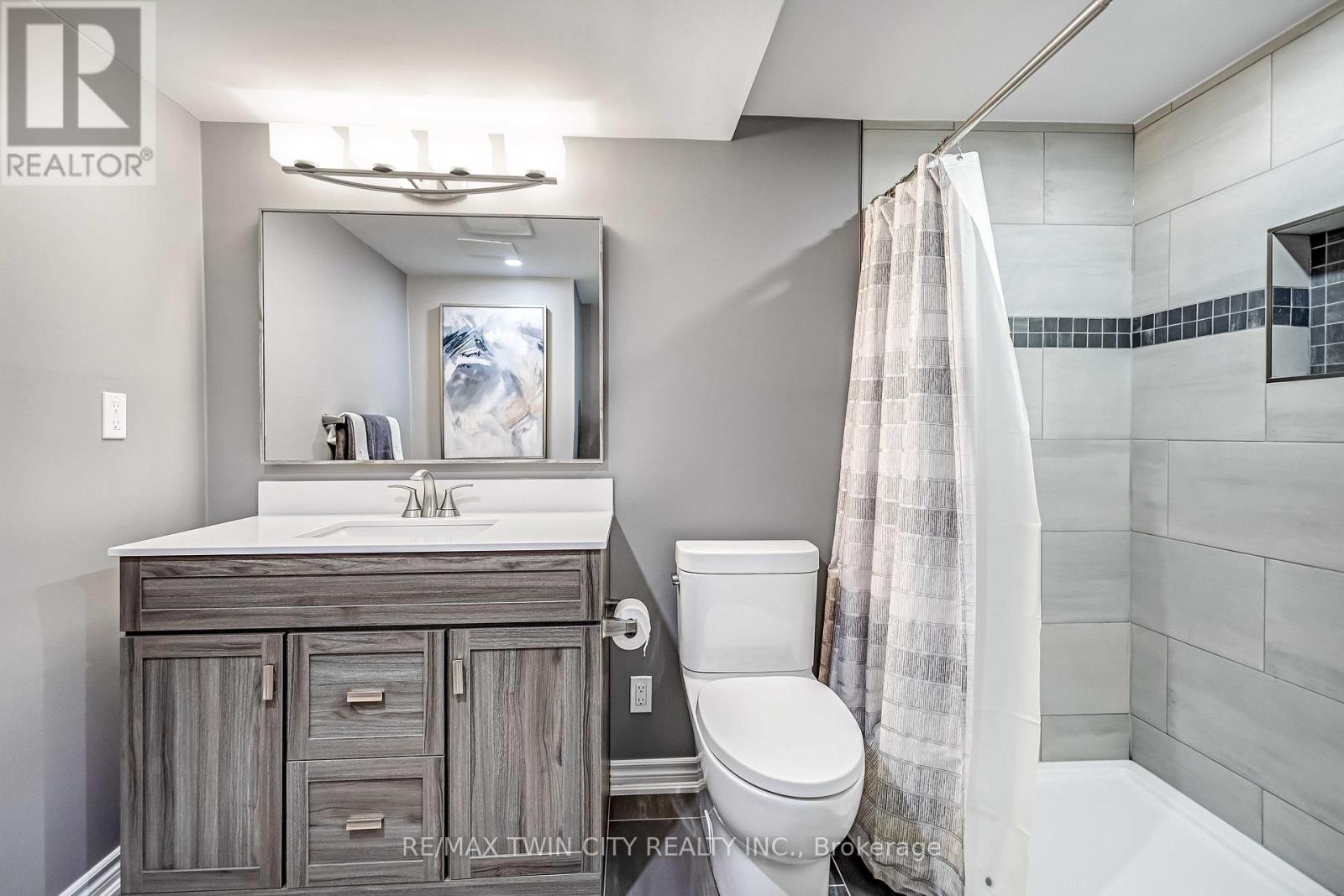 783 Stonegate Drive, Woodstock, Ontario  N4V 1H5 - Photo 36 - X12867264