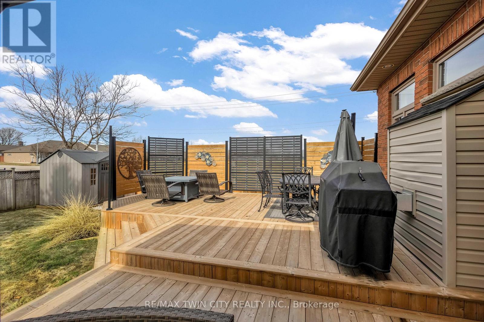 783 Stonegate Drive, Woodstock, Ontario  N4V 1H5 - Photo 37 - X12867264