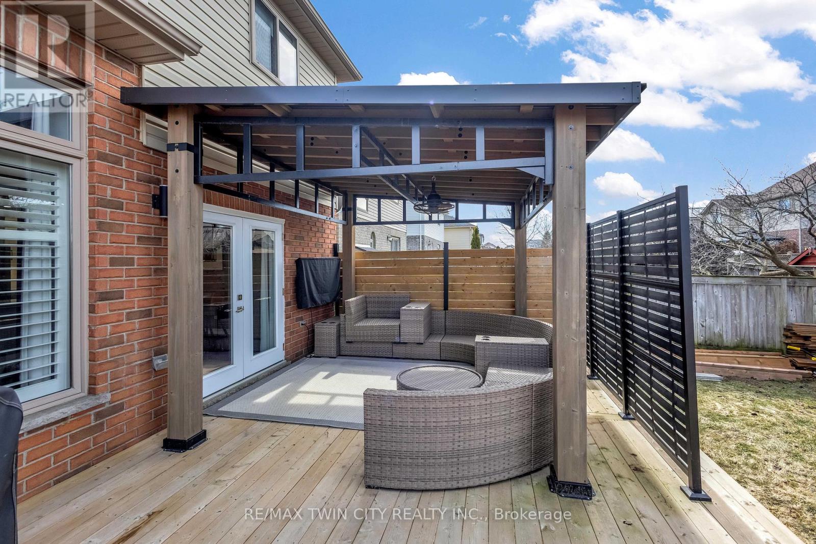 783 Stonegate Drive, Woodstock, Ontario  N4V 1H5 - Photo 38 - X12867264