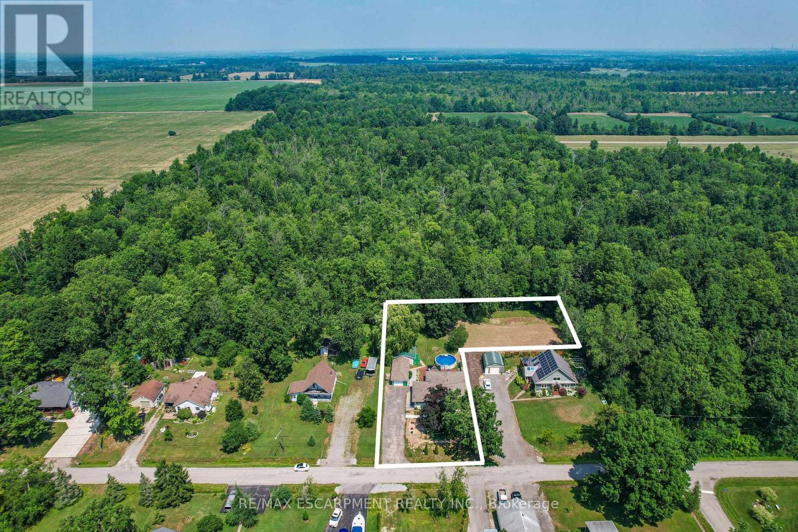 1954 Grayson Avenue, Fort Erie, Ontario  L2A 5M4 - Photo 4 - X12867302