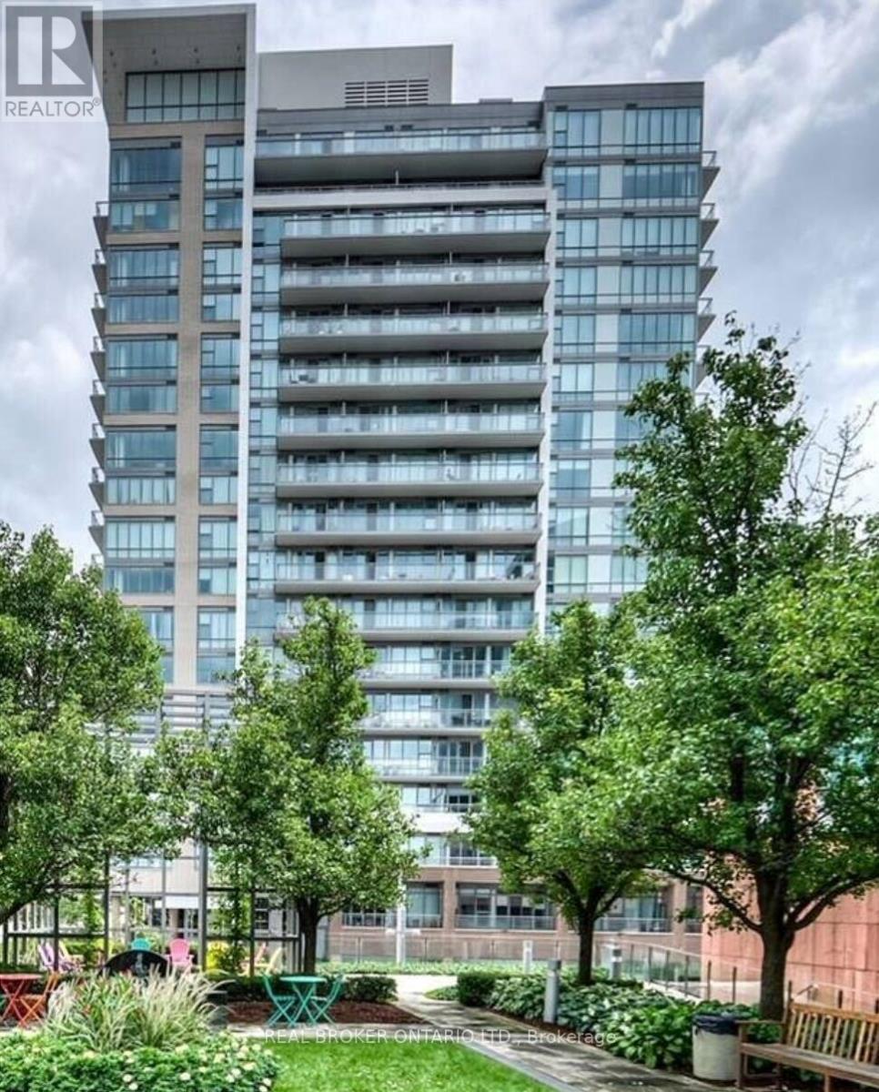 908 - 85 Duke Street W, Kitchener, Ontario  N2H 0B7 - Photo 2 - X12867328