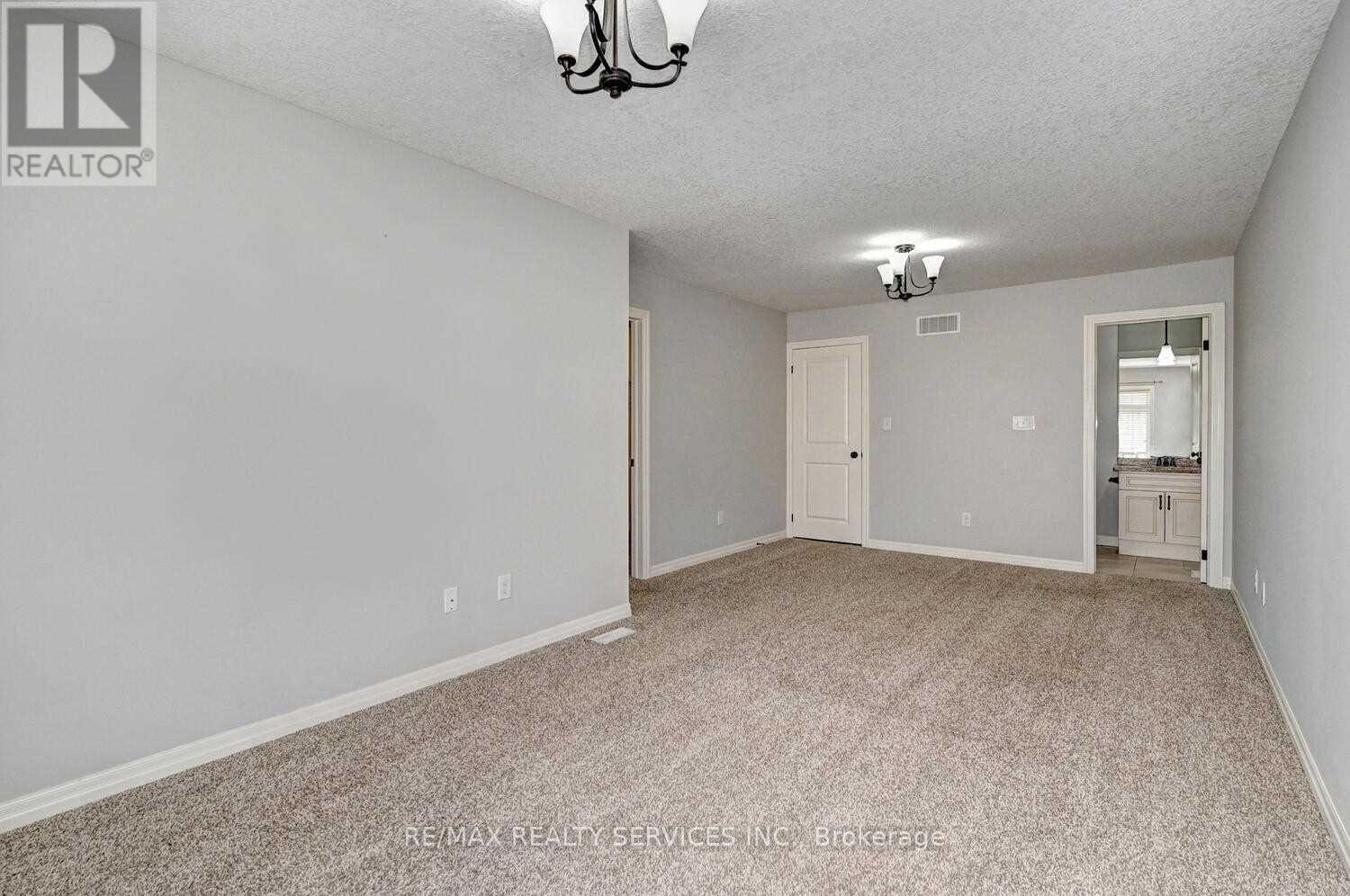 130 Rochefort Street N, Kitchener, Ontario  N2R 0C1 - Photo 20 - X12867358