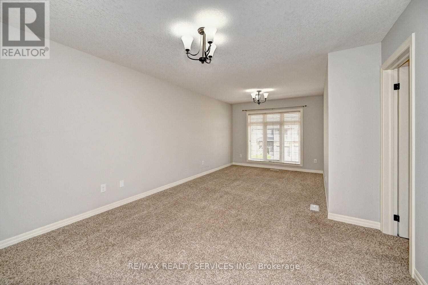 130 Rochefort Street N, Kitchener, Ontario  N2R 0C1 - Photo 21 - X12867358