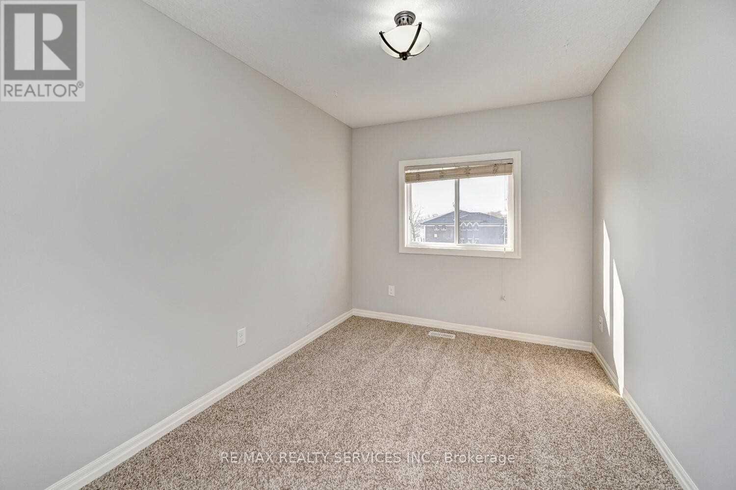 130 Rochefort Street N, Kitchener, Ontario  N2R 0C1 - Photo 26 - X12867358