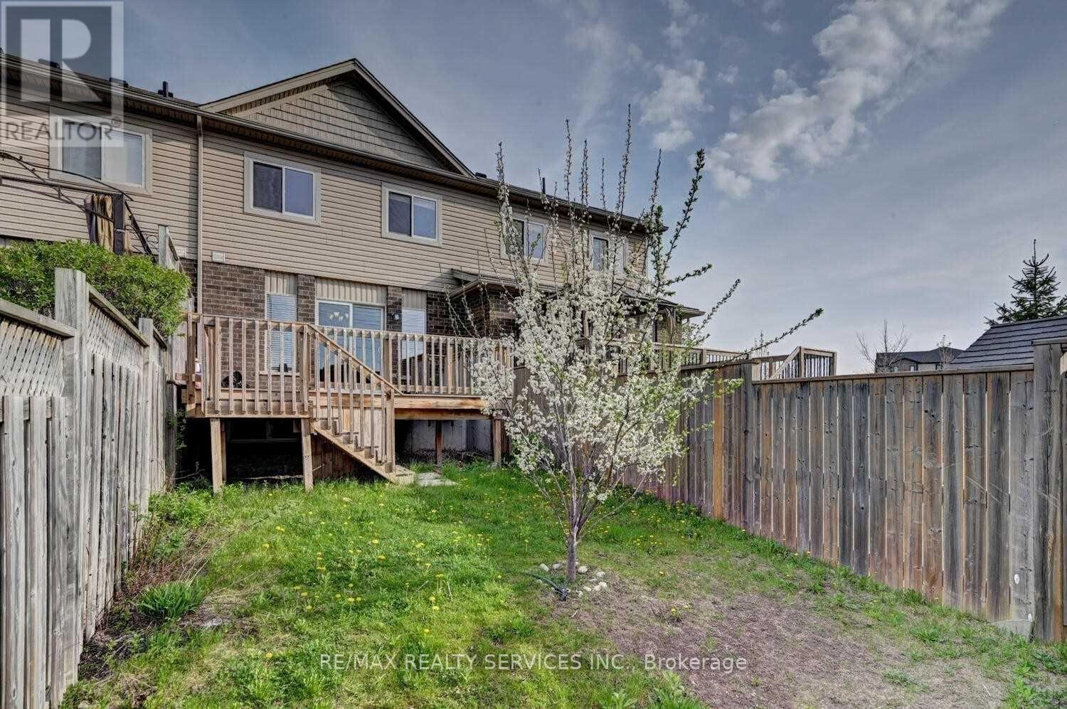 130 Rochefort Street N, Kitchener, Ontario  N2R 0C1 - Photo 35 - X12867358