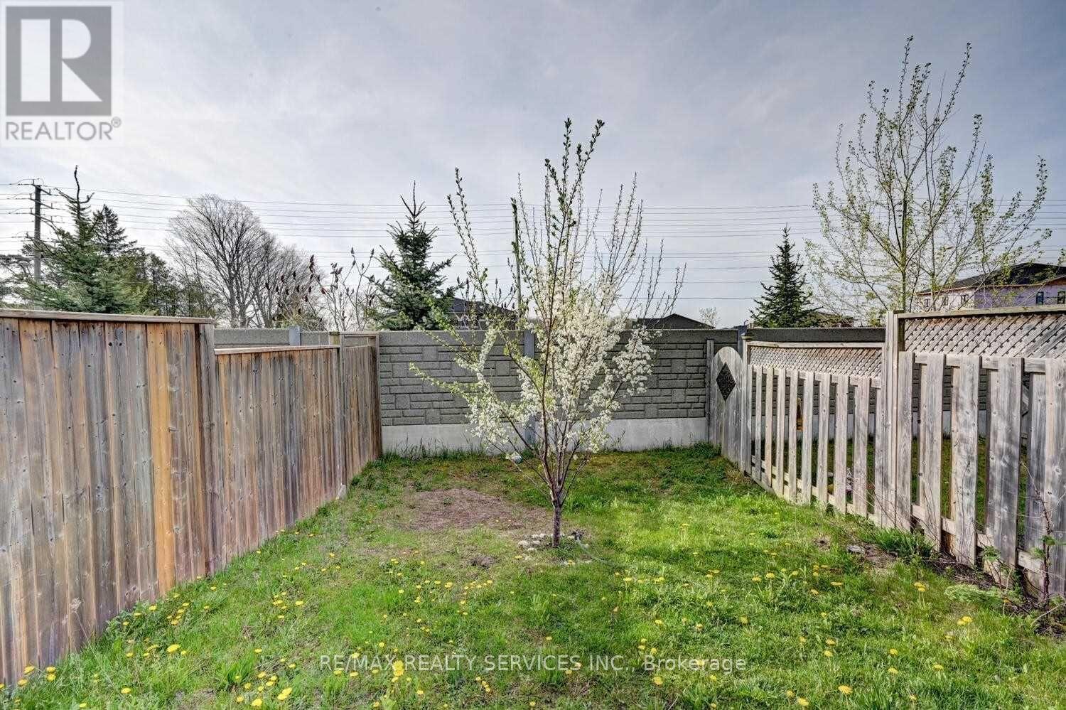 130 Rochefort Street N, Kitchener, Ontario  N2R 0C1 - Photo 36 - X12867358