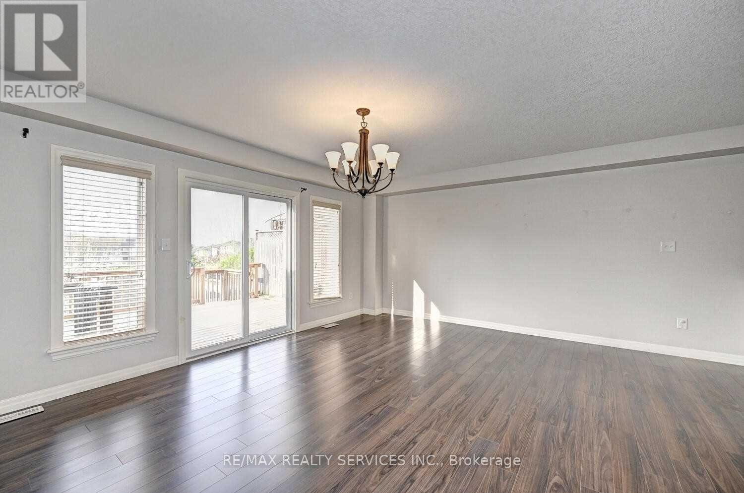 130 Rochefort Street N, Kitchener, Ontario  N2R 0C1 - Photo 7 - X12867358