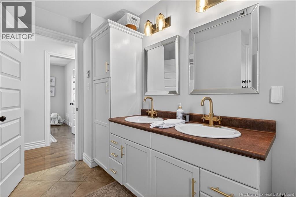 425 Evergreen Drive, Moncton, New Brunswick  E1G 5G1 - Photo 29 - NB134833