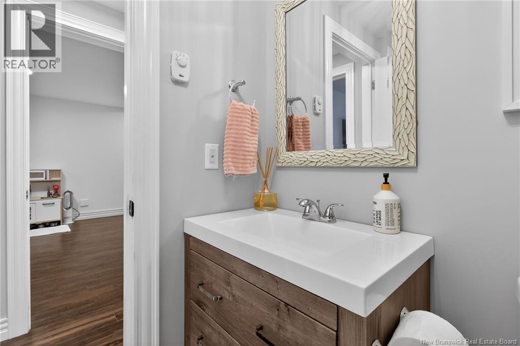 425 Evergreen Drive, Moncton, New Brunswick  E1G 5G1 - Photo 36 - NB134833