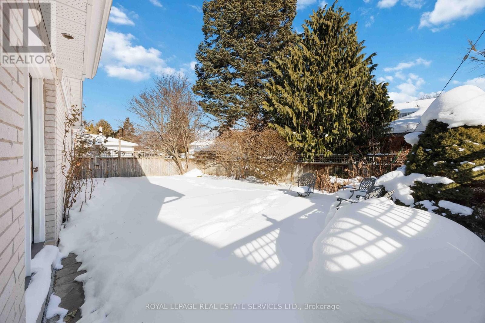 2 Cherry Post Crescent, Toronto, Ontario  M9C 2K1 - Photo 40 - W12825236