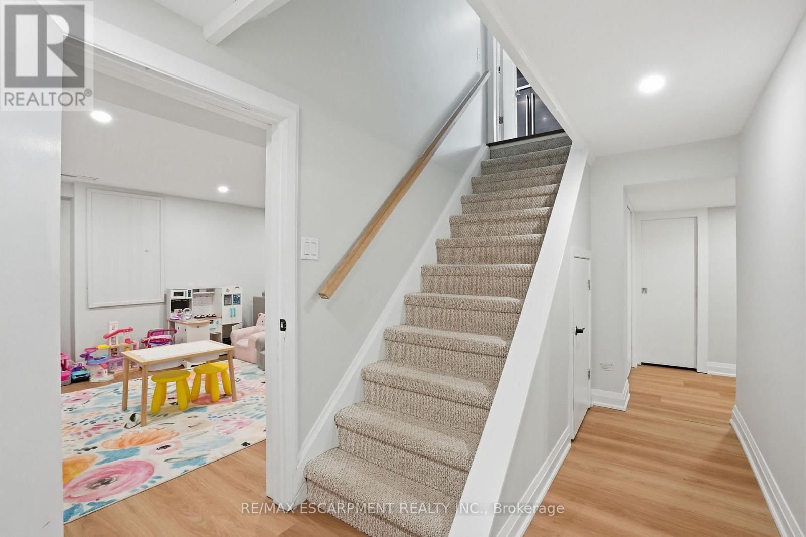 3918 Maddaugh Road, Puslinch, Ontario  N0B 2J0 - Photo 35 - X12866068