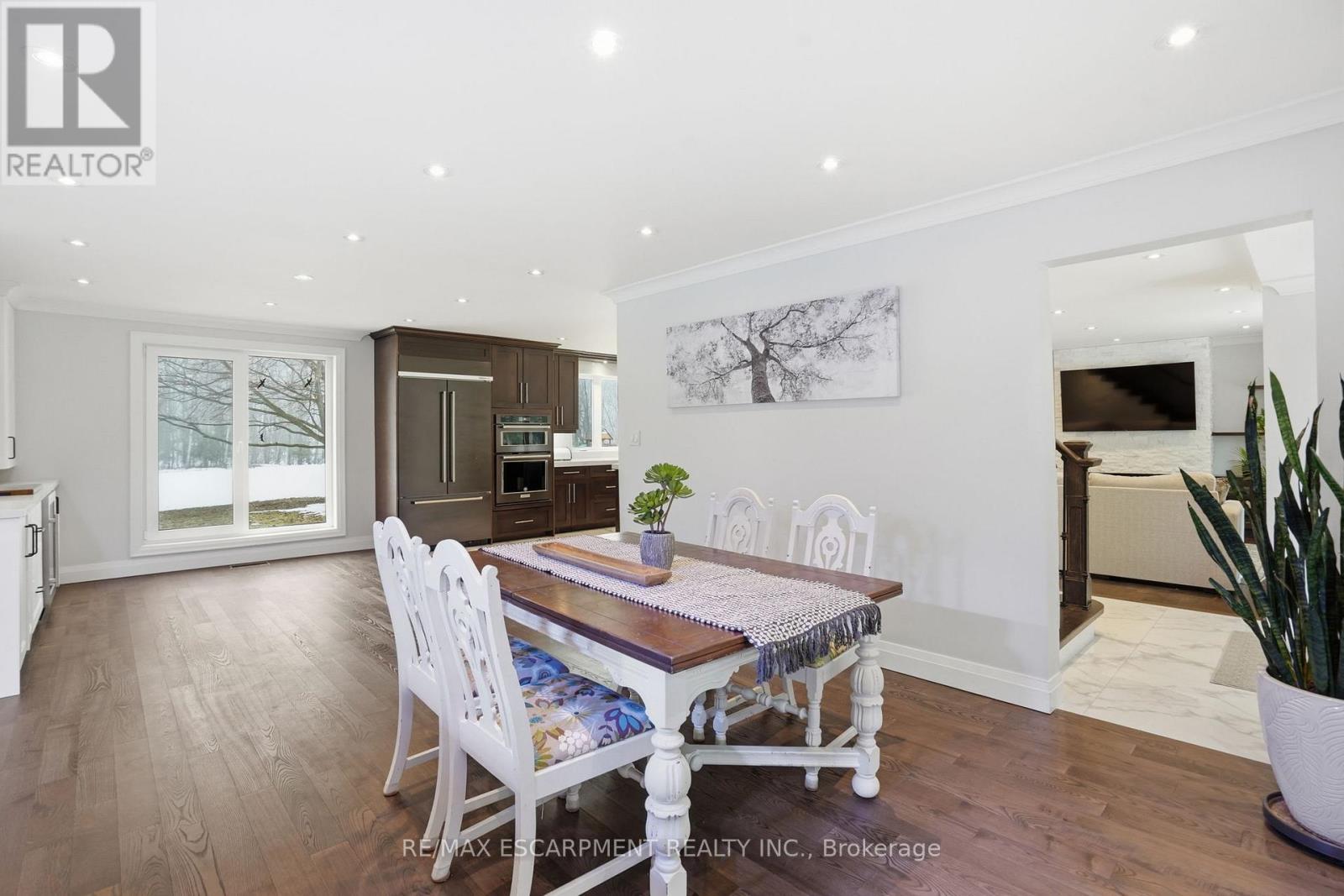 3918 Maddaugh Road, Puslinch, Ontario  N0B 2J0 - Photo 17 - X12866068