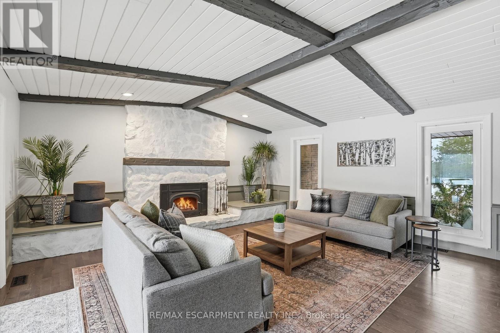 3918 Maddaugh Road, Puslinch, Ontario  N0B 2J0 - Photo 9 - X12866068