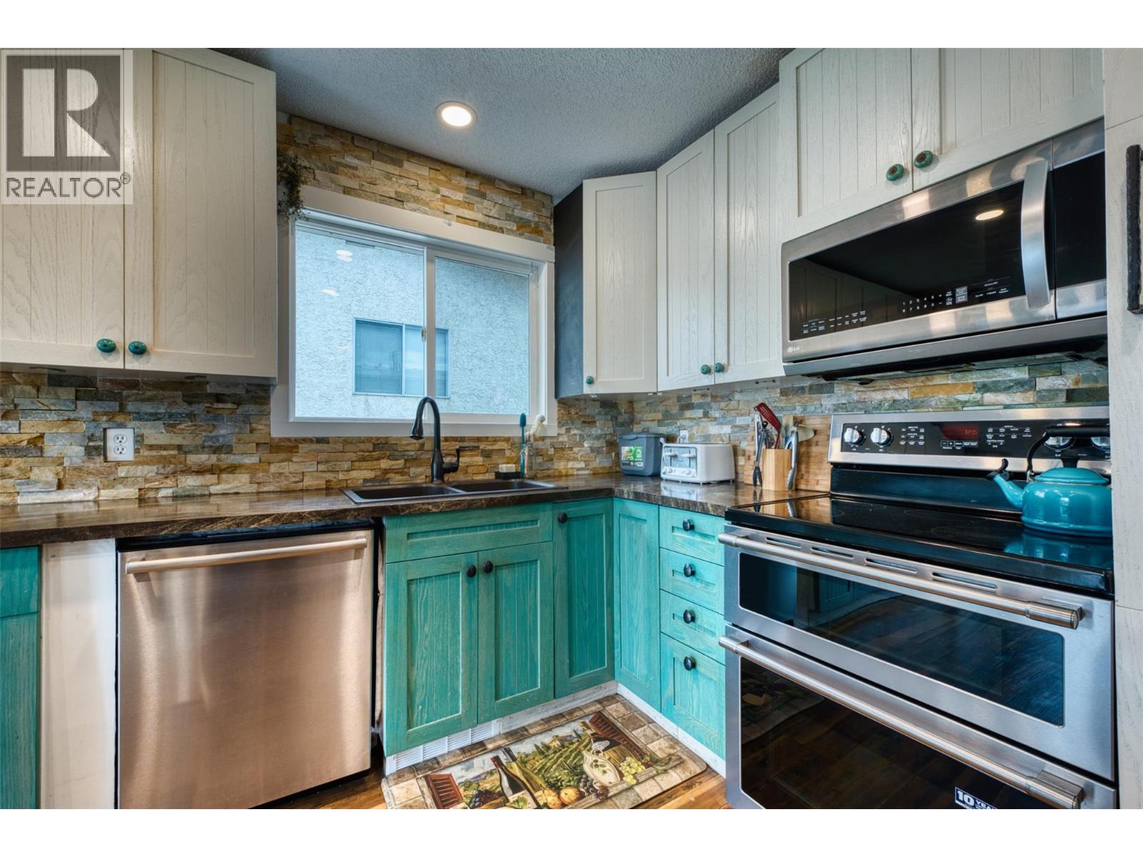 397 Lester Road, Kelowna, British Columbia  V1X 4E8 - Photo 5 - 10378649