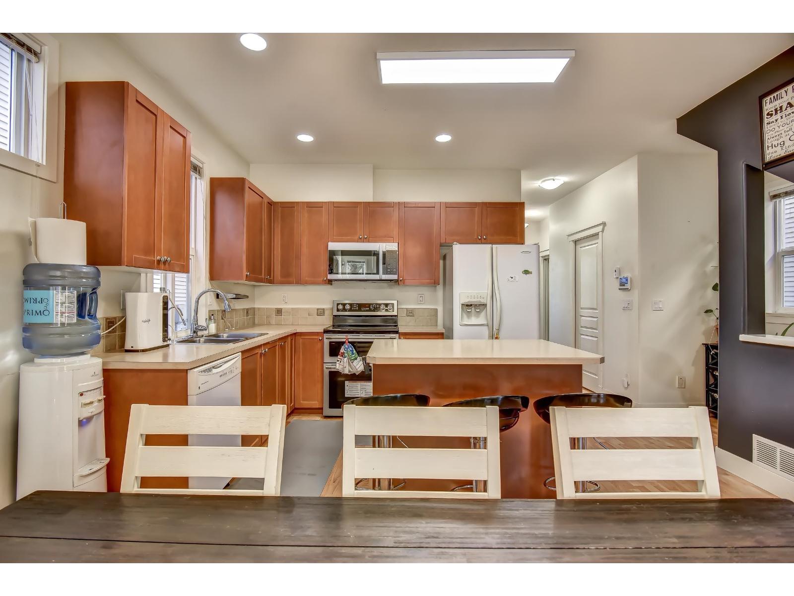 6914 190 Street, Surrey, British Columbia  V4N 5P1 - Photo 4 - R3097572