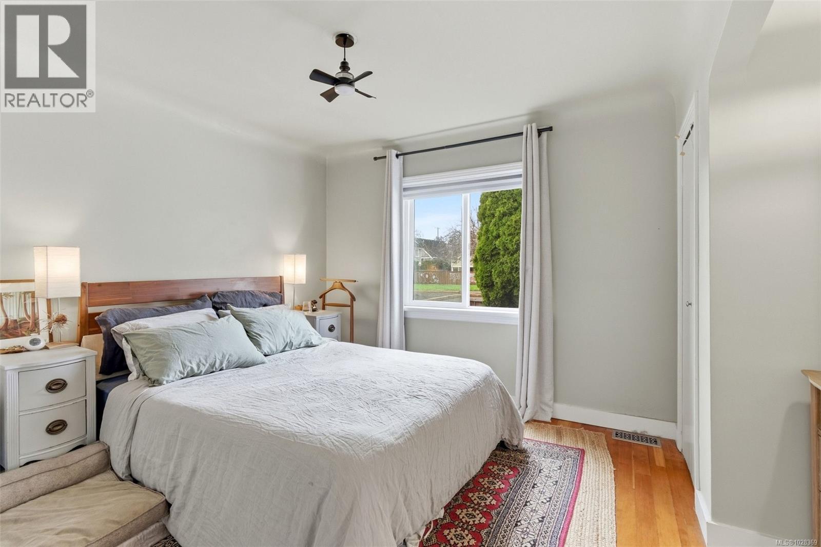 1707 Albert Ave, Victoria, British Columbia  V8R 1Y9 - Photo 10 - 1028369