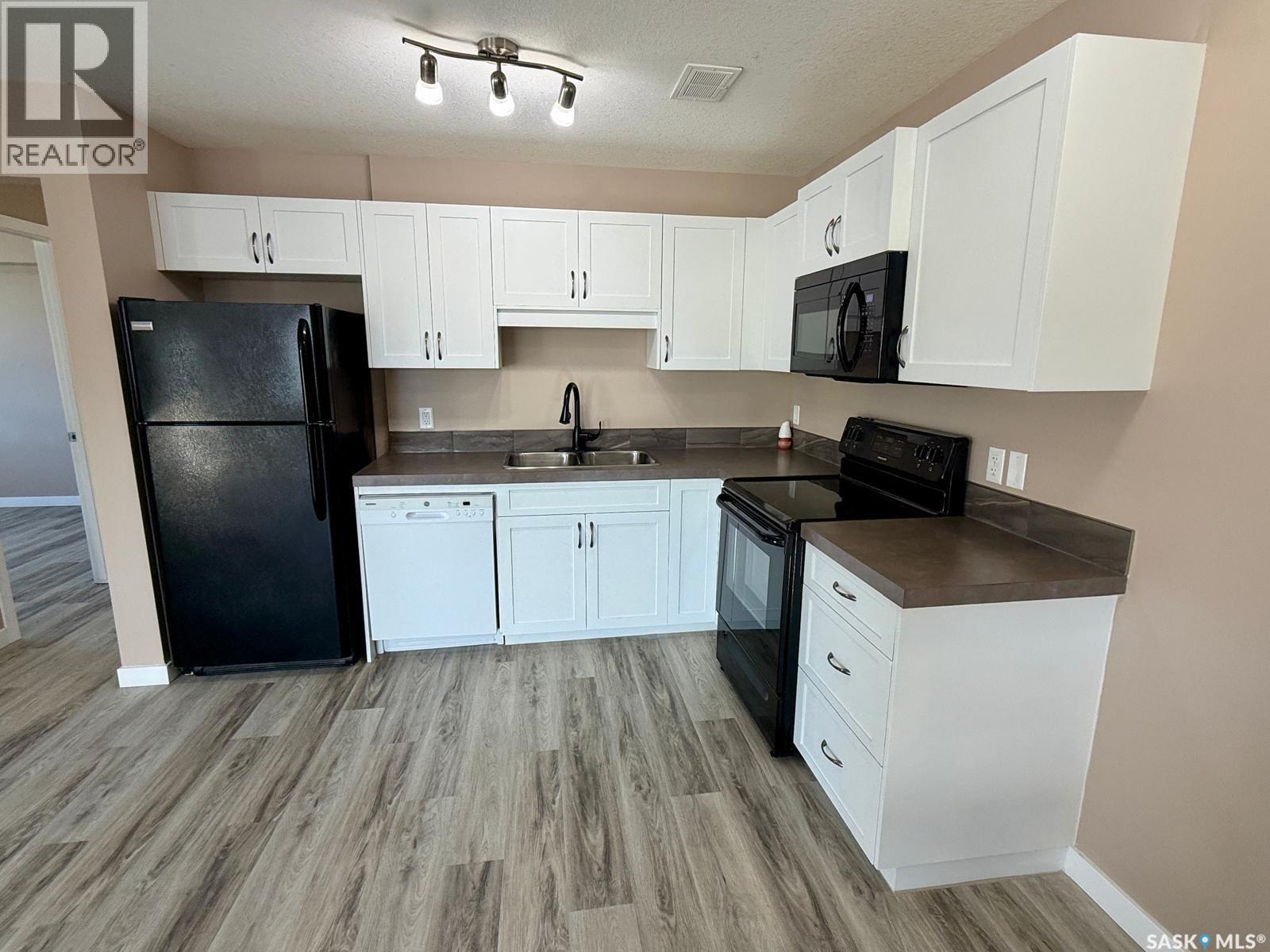 #93 5642 Gordon Road, Regina, Saskatchewan  S4W 0M1 - Photo 6 - SK030092