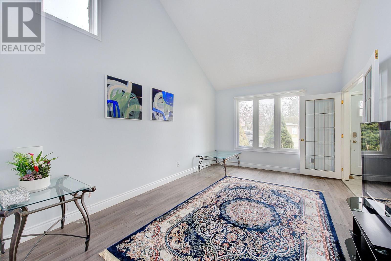 200 Conway Court, London South, Ontario  N6E 3J2 - Photo 10 - X12867418