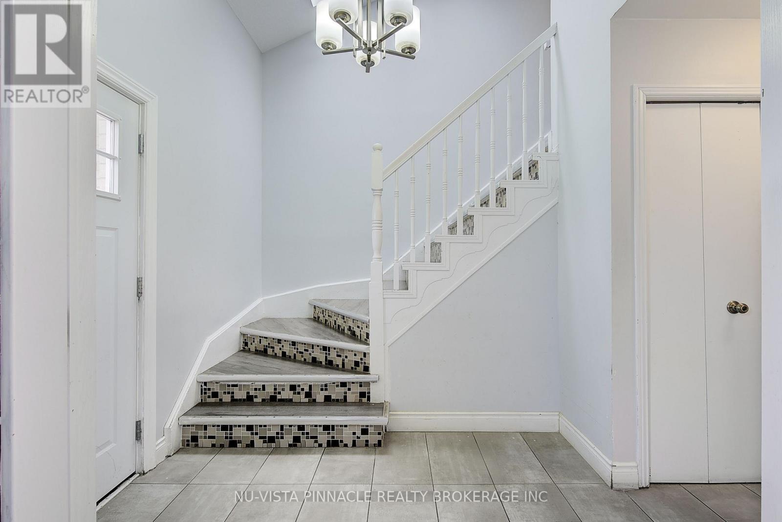 200 Conway Court, London South, Ontario  N6E 3J2 - Photo 24 - X12867418