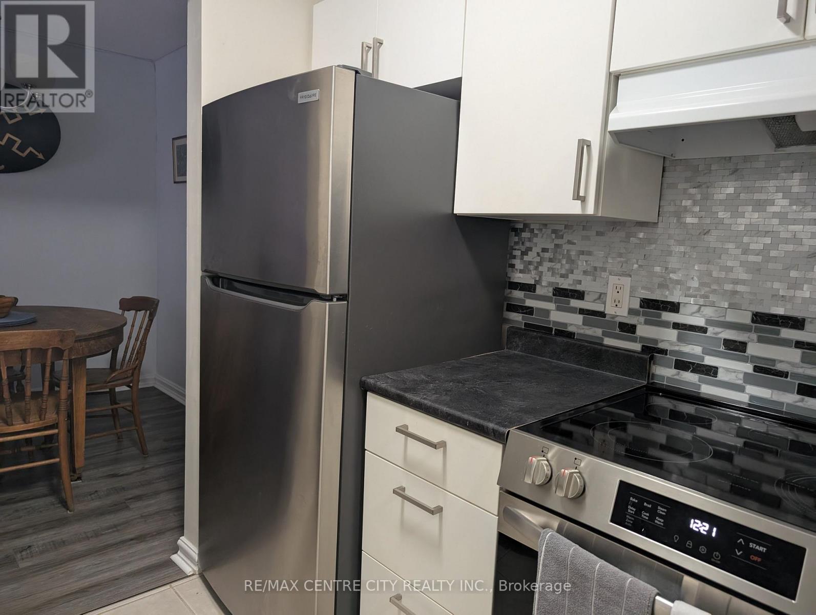 121 - 2230 Trafalgar Street, London East, Ontario  N5V 4J9 - Photo 6 - X12867492