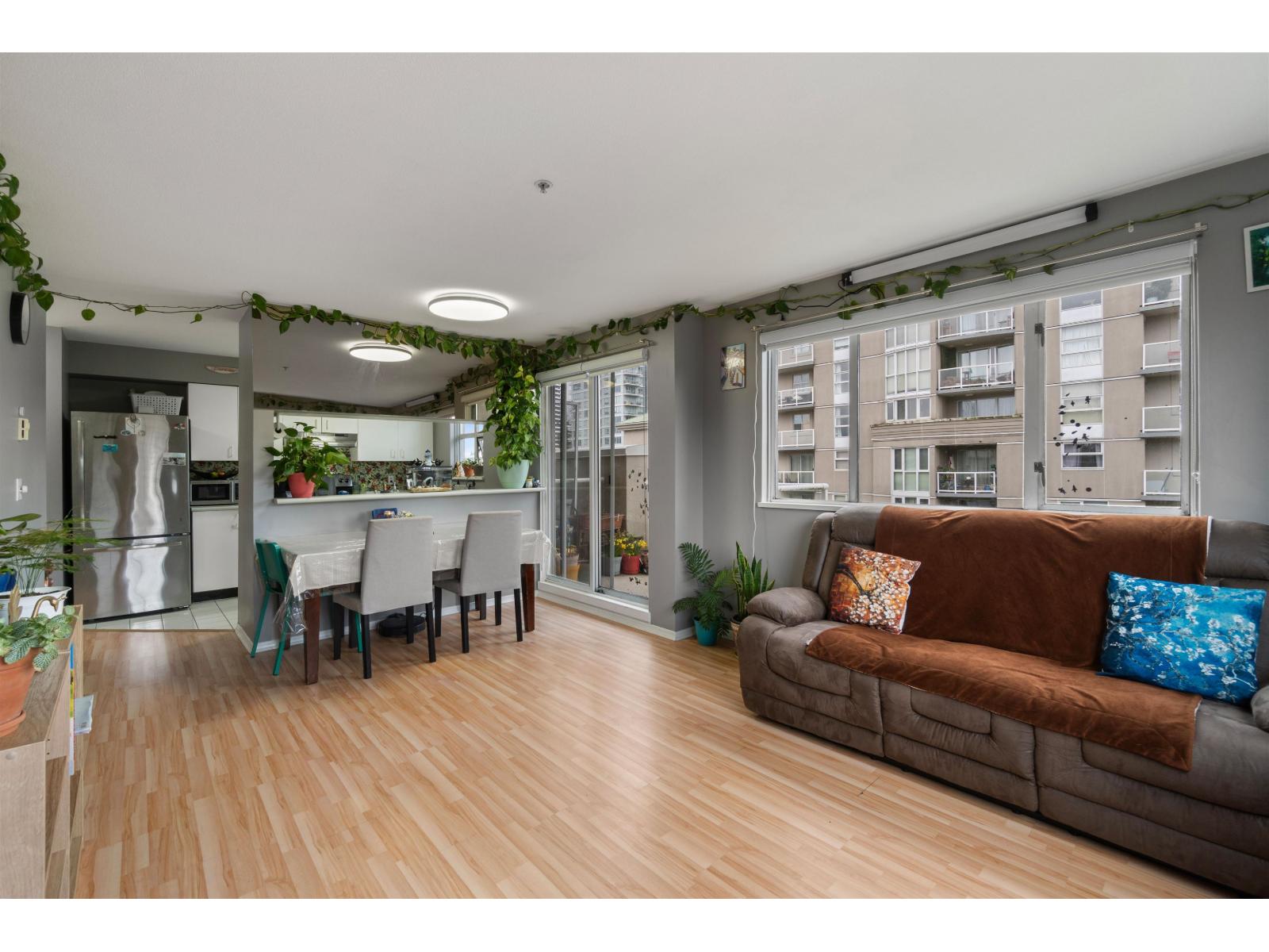 401 10533 University Drive, Surrey, British Columbia  V3T 5T7 - Photo 9 - R3093189