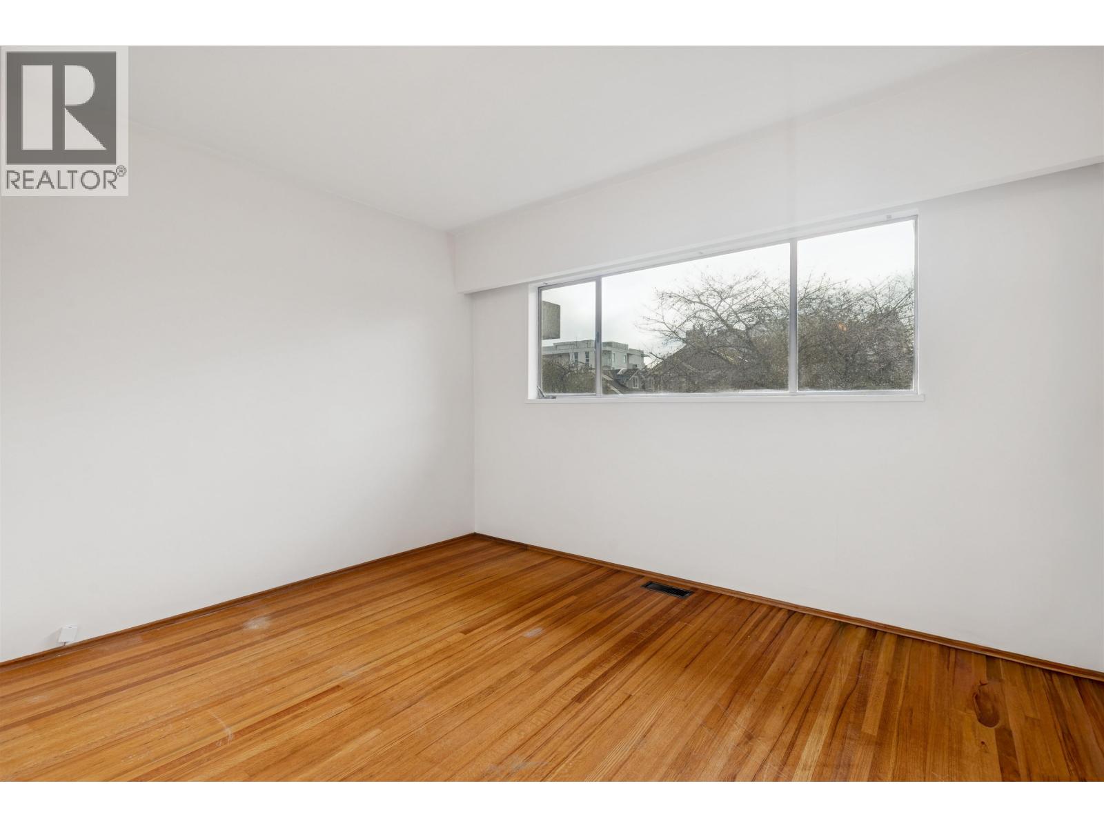 133 W 63rd Avenue, Vancouver, British Columbia  V5X 2H7 - Photo 5 - R3097460