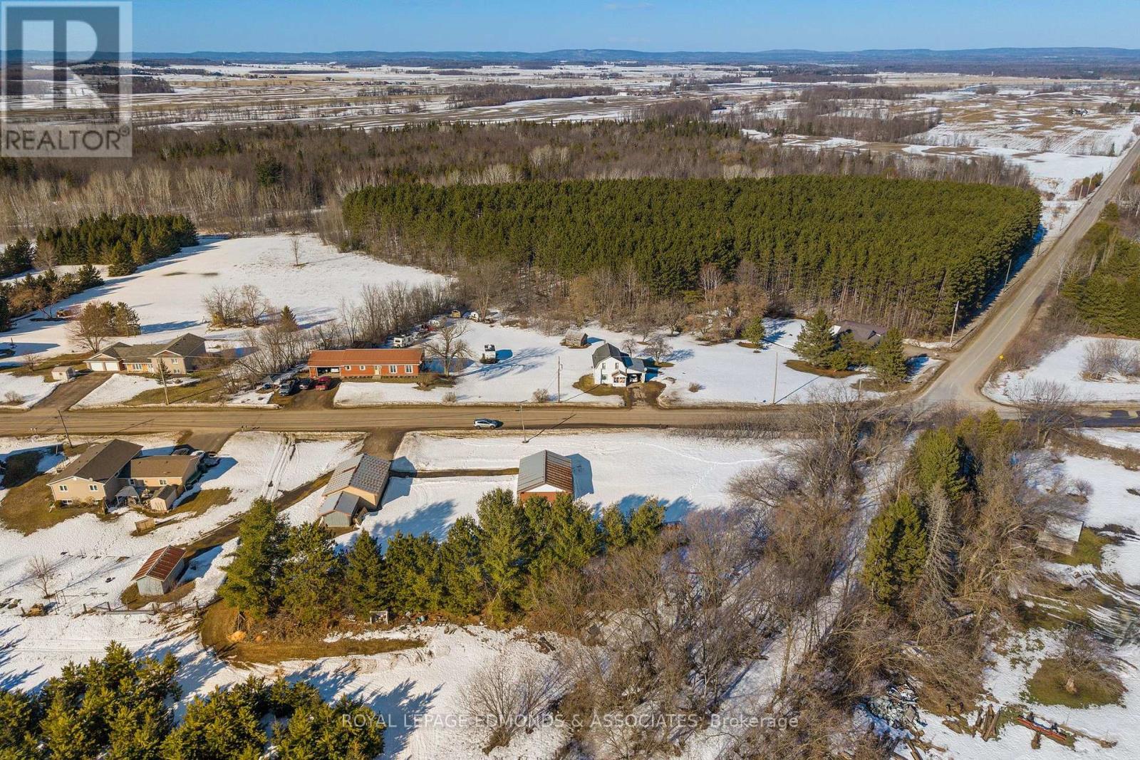 00 Robertson Dr Drive, Whitewater Region, Ontario K0J 1C0 - Photo 15 - X12867430