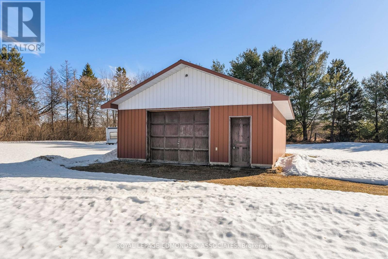 00 Robertson Dr Drive, Whitewater Region, Ontario K0J 1C0 - Photo 6 - X12867430