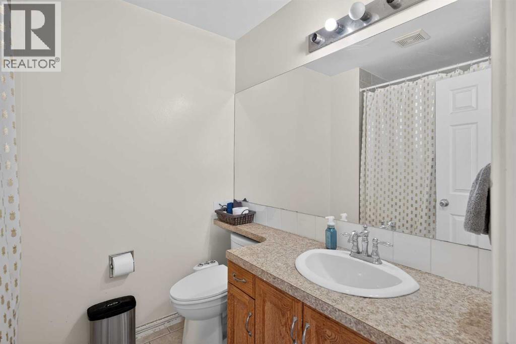 247 Templewood Road Ne, Calgary, Alberta  T1Y 4B1 - Photo 11 - A2289527