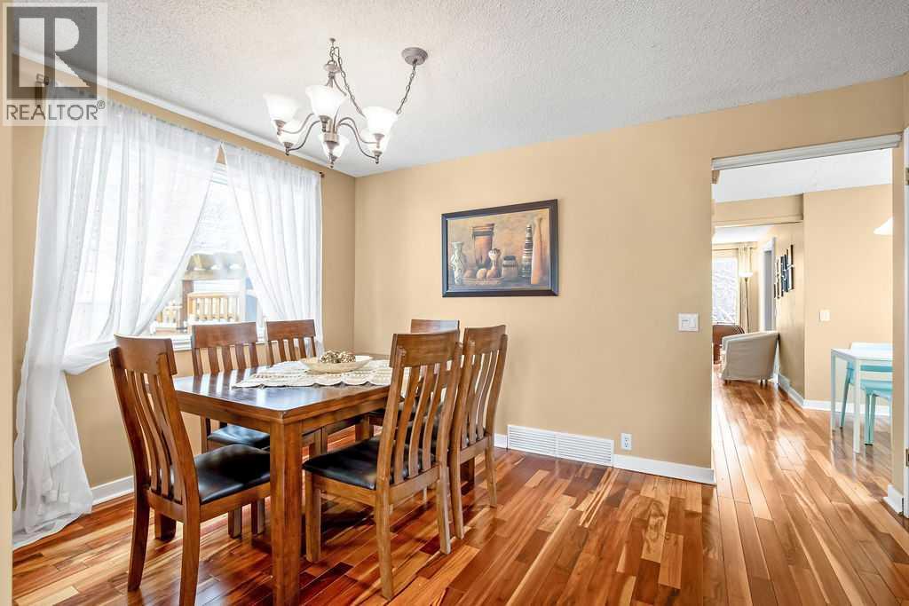 40 Woodglen Grove Sw, Calgary, Alberta  T2J 3A1 - Photo 6 - A2291744