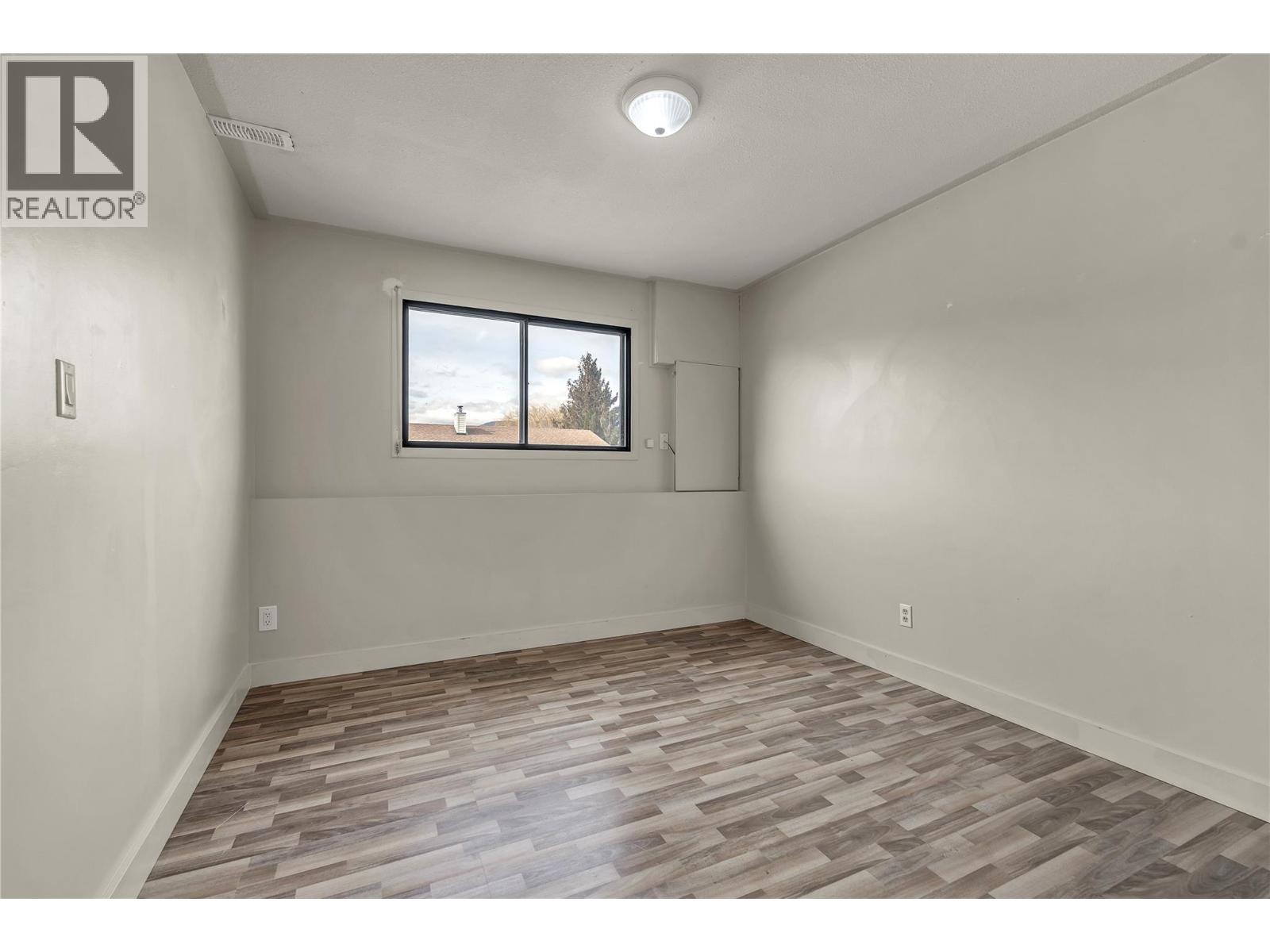 2550 Wiltse Drive, Penticton, British Columbia  V2A 7X5 - Photo 20 - 10378808