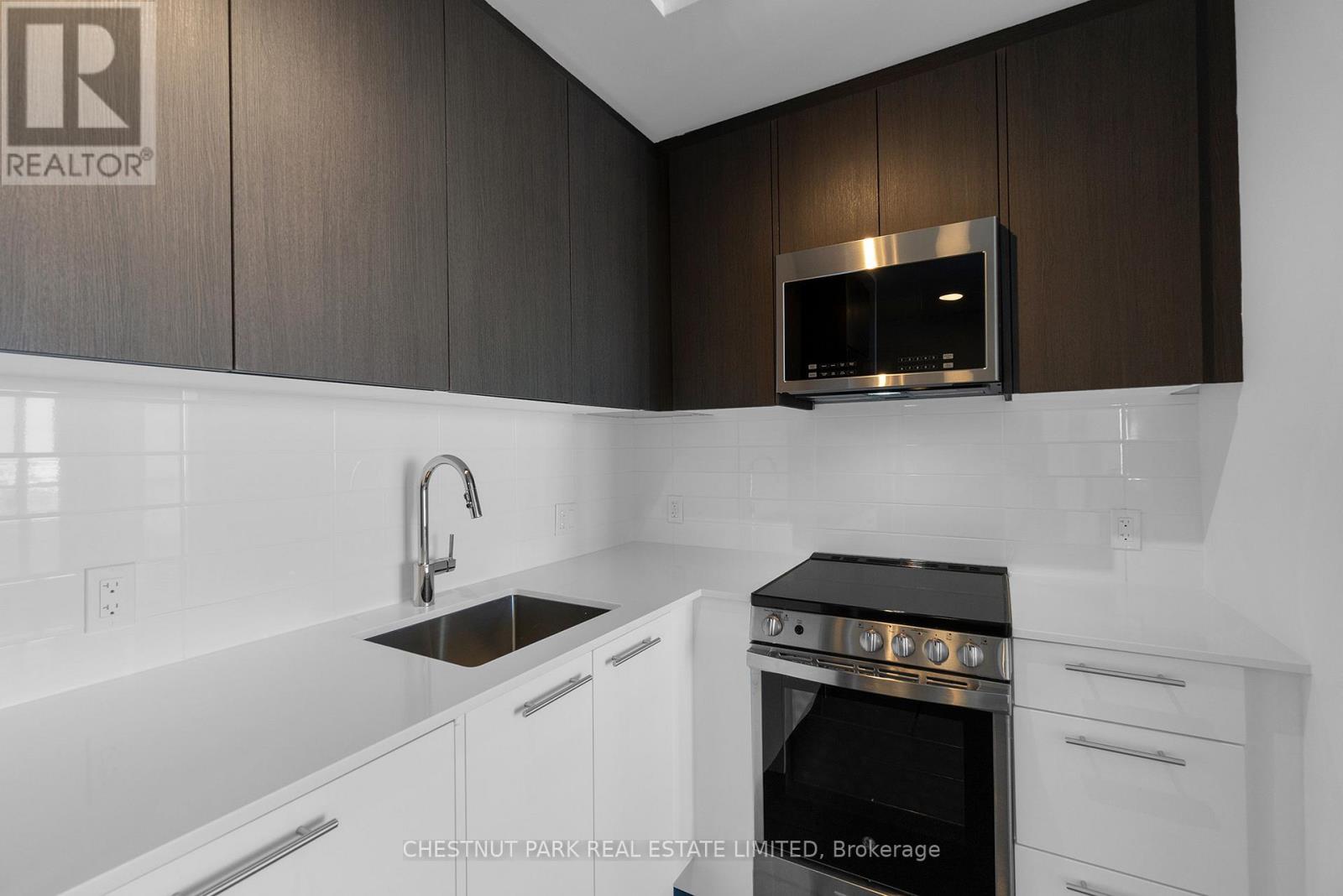 S 706 - 215 Veterans Drive, Brampton, Ontario  L7A 5L6 - Photo 6 - W12730396